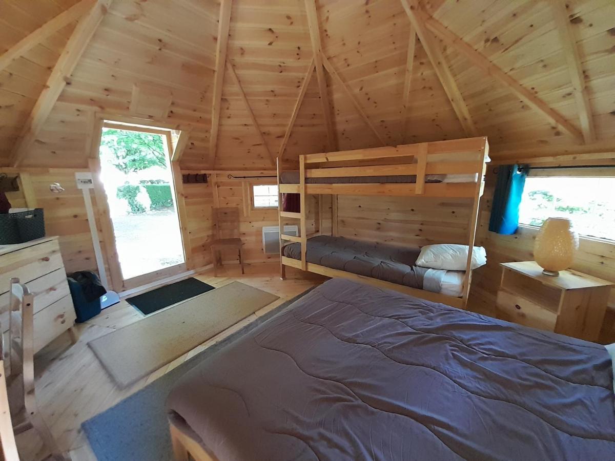 Camping Le Vallage Attigny Экстерьер фото